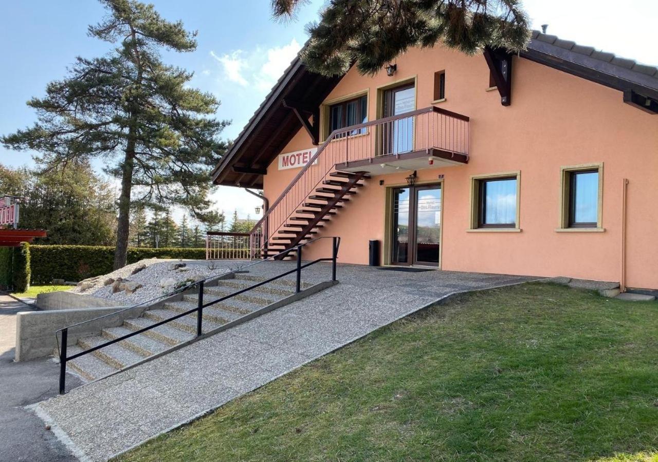 Motel Des Fleurs Servion Exterior photo